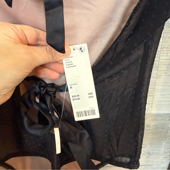 BNWT Out From Under Urban Outfitters Tango Swiss Dot Mesh Bodysuit - Medium - Picture 8 of 10